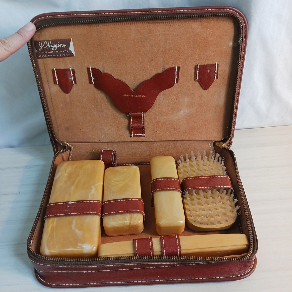Vintage 1940s JC Higgins Sears Leather Travel Kit Large